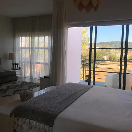 Nature's Passion Studio-apartment 아파트 *